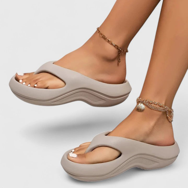 Dahlia – Leichte Slip-On-Sandalen