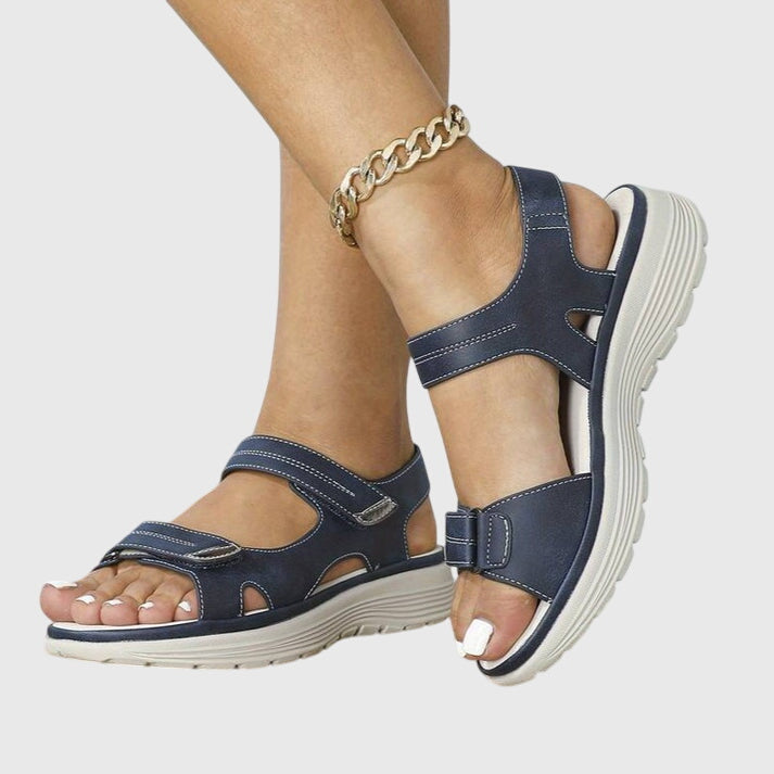 Calline – Sandalen mit verstellbarem Riemen