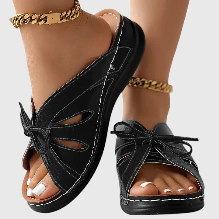 Darcy - Schicke Slipper-Sandalen mit Riemen