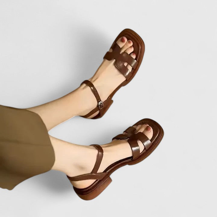 Clover – Elegante Sandalen