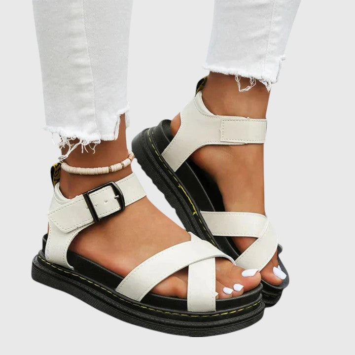 Callan – Elegante orthopädische Sandalen