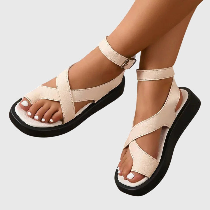 Bria - Dicke Plateausandalen
